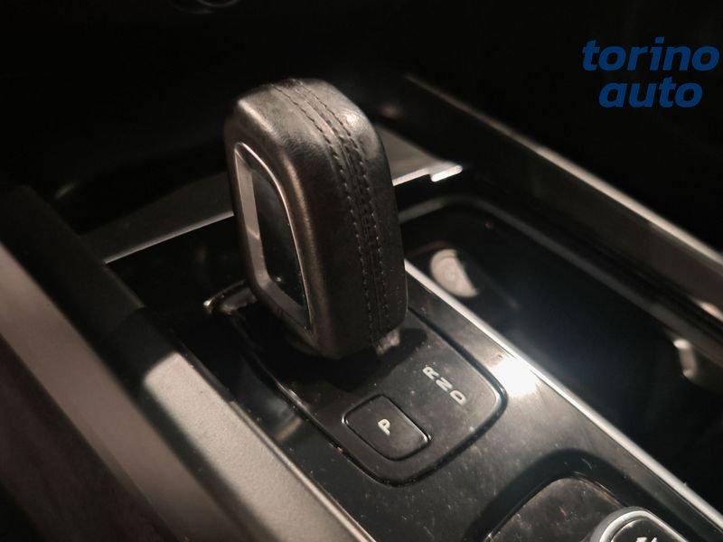 Volvo XC60 B4 automatico Momentum