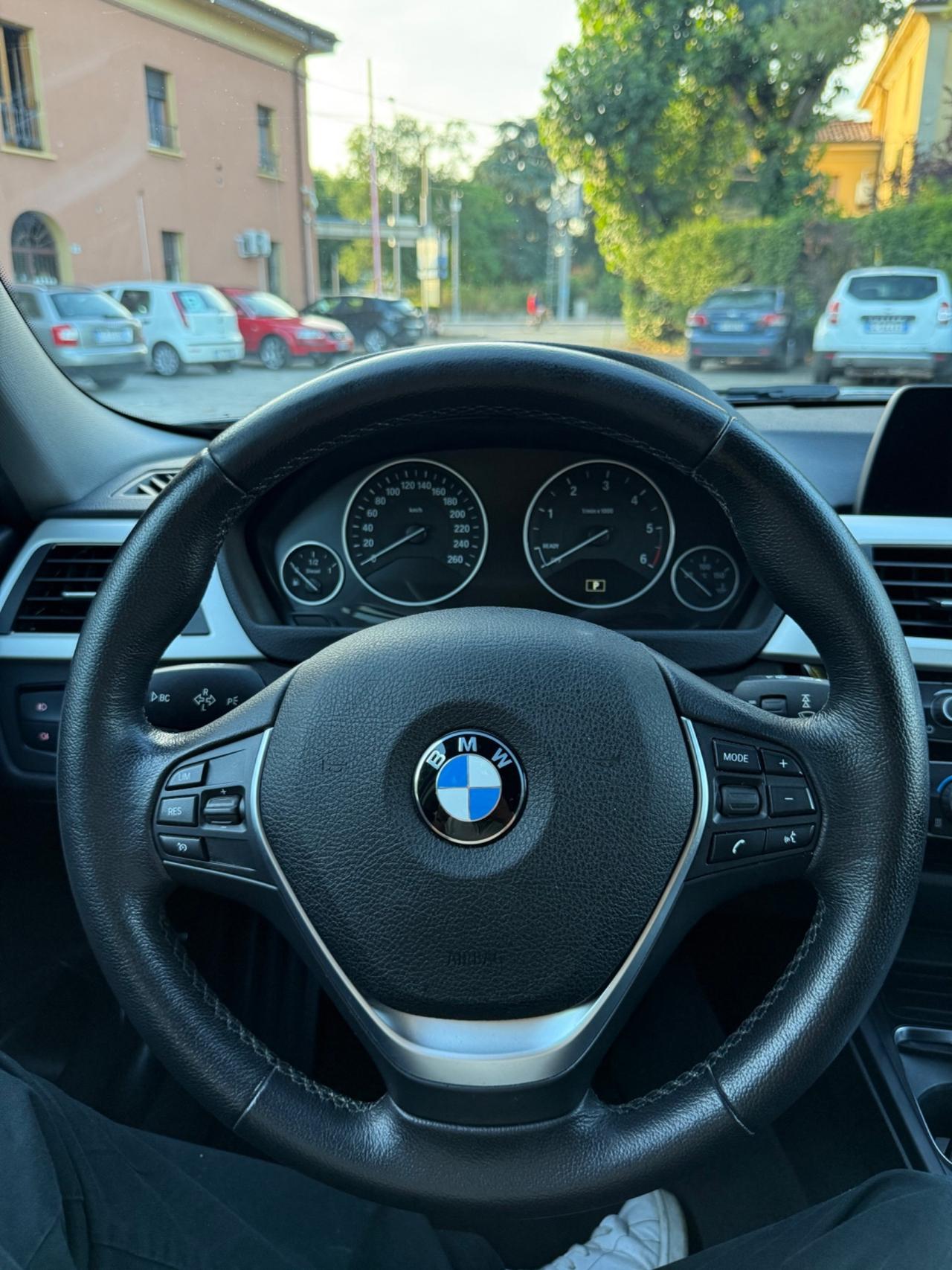 Bmw 318 318d Touring Luxury