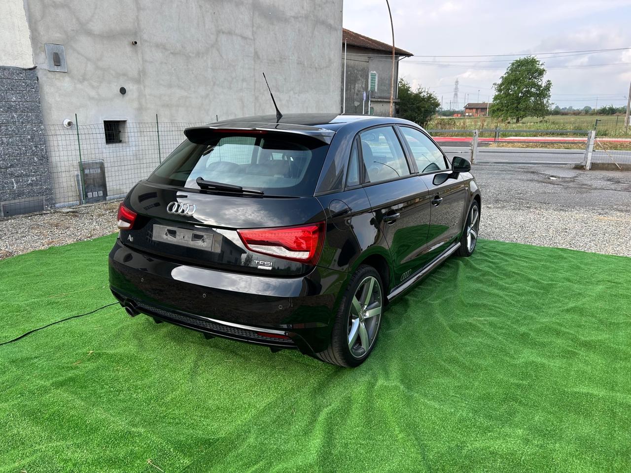 Audi A1 1.0 TFSI ultra Sport S-Line ext