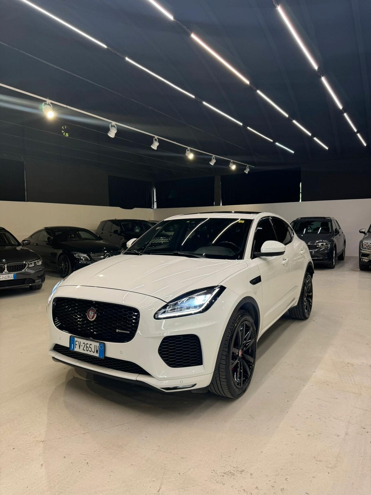 Jaguar E-Pace . R-Dynamic HSE