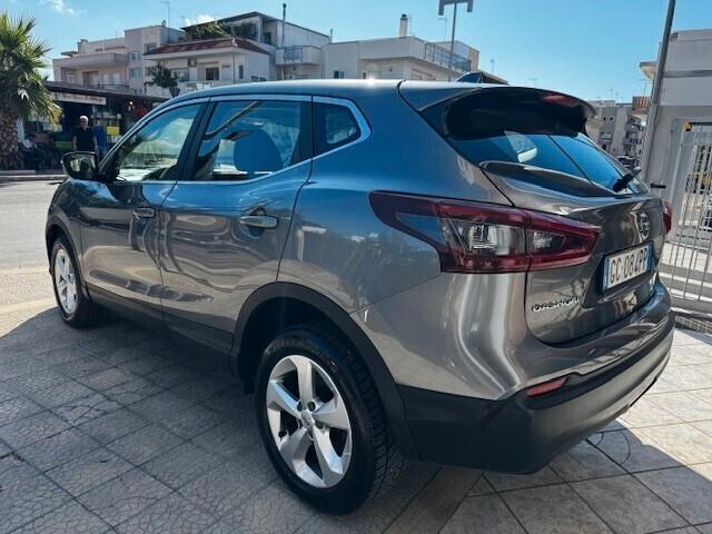 Nissan Qashqai 1.5 dCi 115 CV Business C.Play+Navi+Retrocam.+BT+Pdc