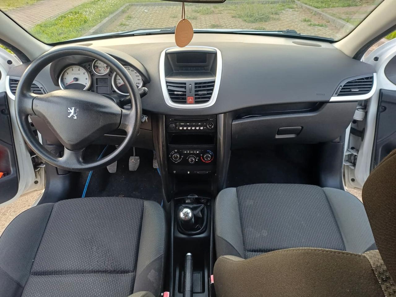 Peugeot 207 1.4 8V 75CV 5p. Energie Sport ECO GPL