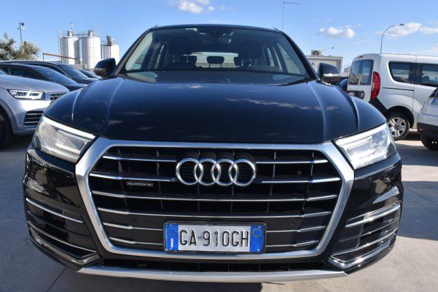 AUDI Q5 35 TDI quattro S tronic Business Design *Cockpit*