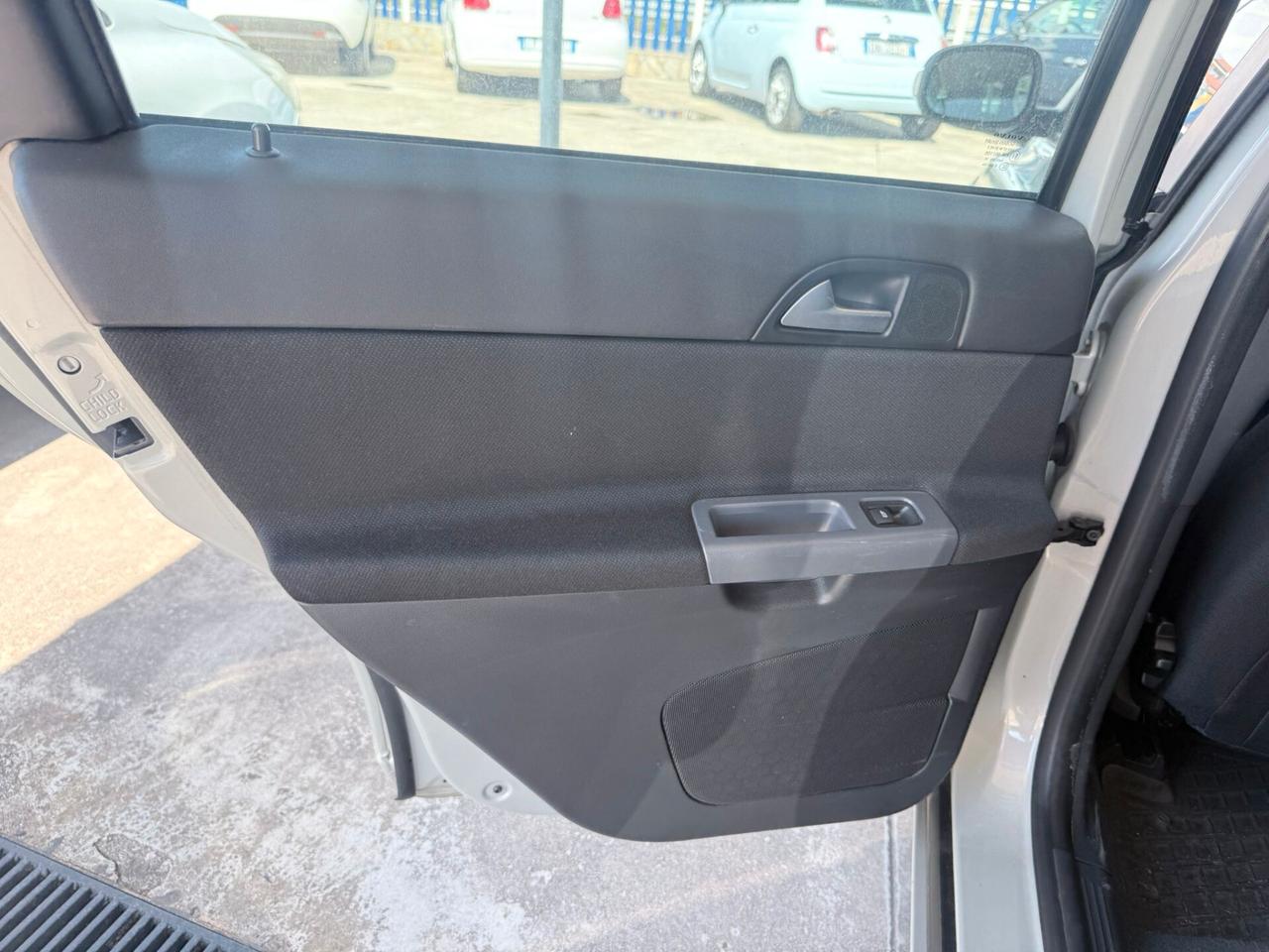 Volvo V50 D2 R-design