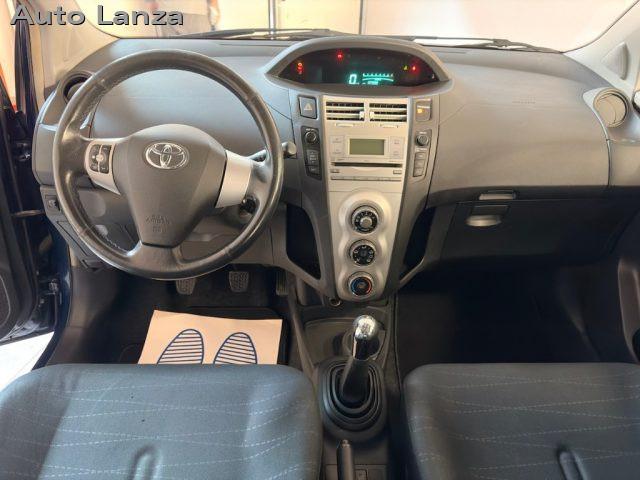 TOYOTA Yaris 1.3 5 porte Luna ADATTA A NEOPATENTATI
