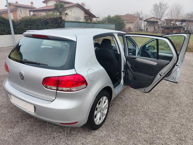 VOLKSWAGEN Golf 1.6 TDi 5 Porte ( DISTRIBUZIONE OK ) GARANZIA