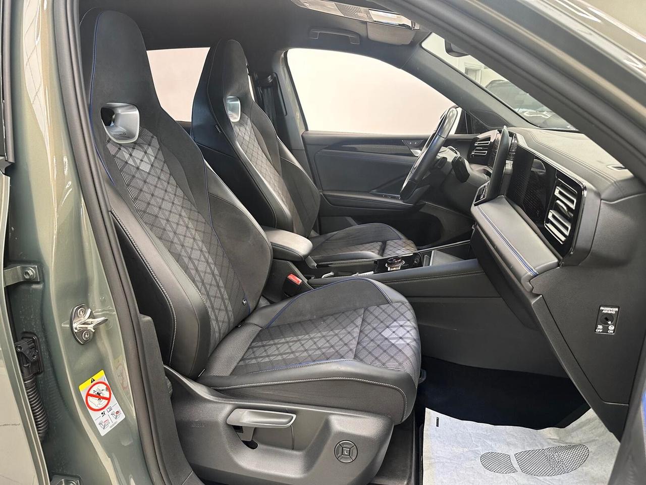 VOLKSWAGEN TIGUAN III 2024 1.5 etsi R-Line 150cv dsg IVA ESPOSTA