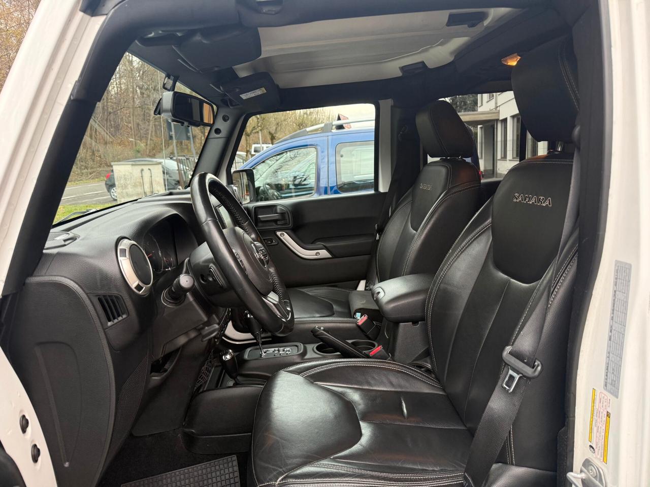 Jeep Wrangler Unlimited 2.8 CRD Sahara Auto JKU CON SOFT TOP