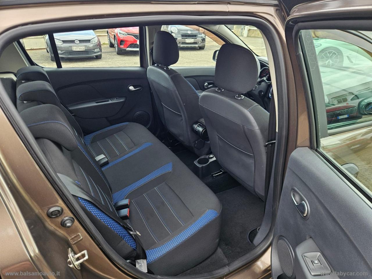 DACIA SanderoStepway1.0TCe100 ECO-G 15th Anniv