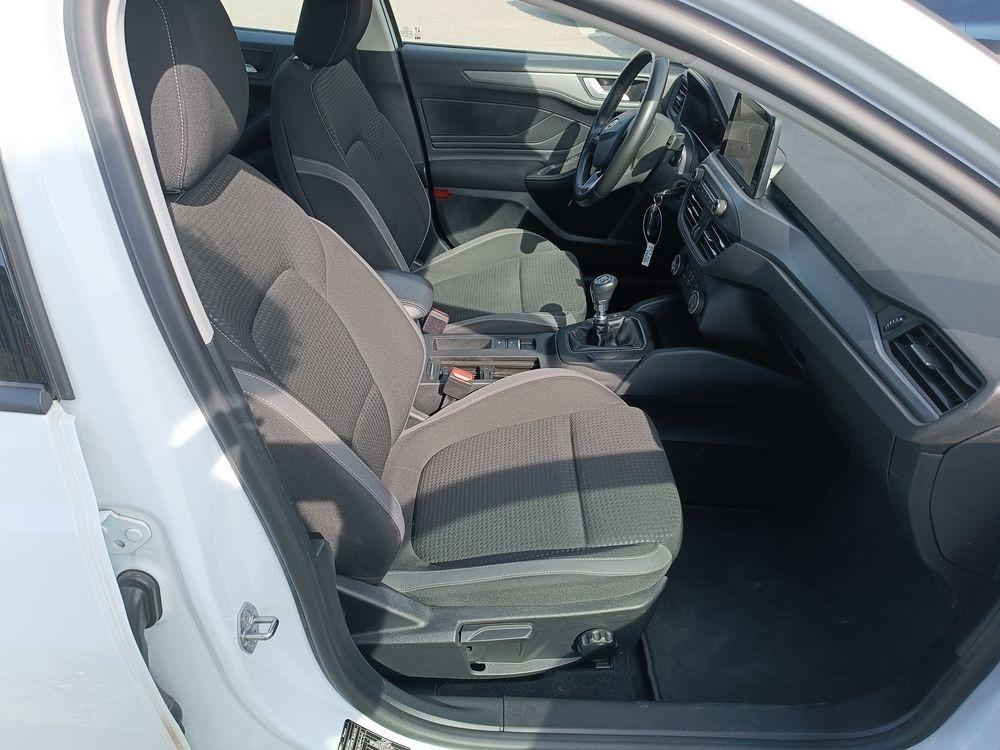 Ford Focus 1.5 EcoBlue 120 CV 5p. Si neopatentati