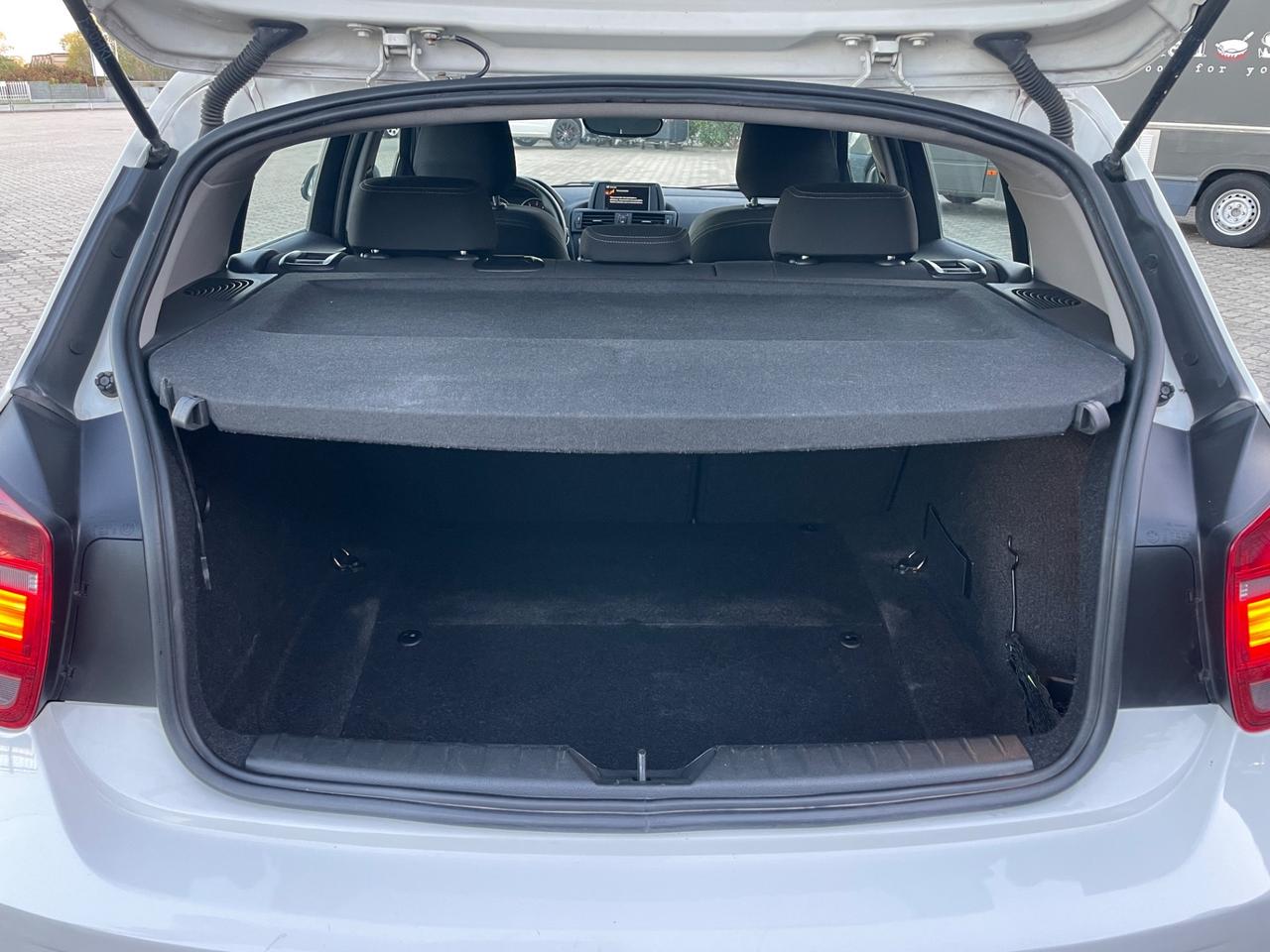 Bmw 120 120d 5p. Sport