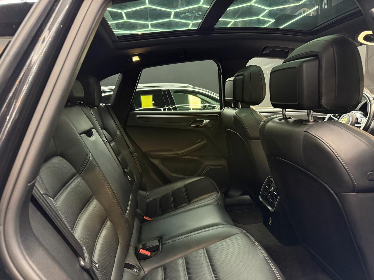 Porsche Macan 2.0 252CV PDK Tetto Panoramico