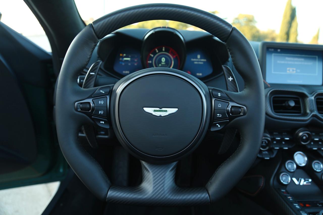 Aston Martin Vantage V12 Roadster Limited 249 esemplari