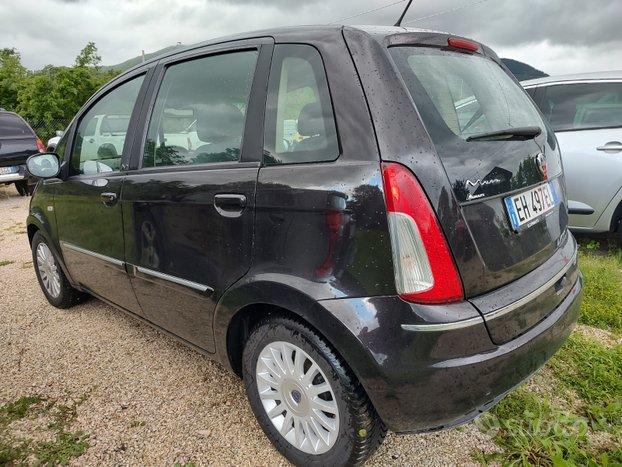 Lancia Musa benzina euro 5A