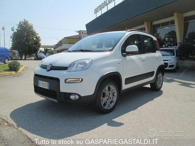 FIAT Panda 0.9 TwinAir Turbo S&S 4x4 IVA ESPOSTA