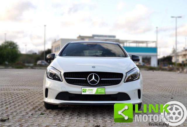 MERCEDES-BENZ A 200 d Automatic Premium