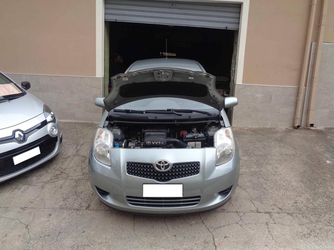 Toyota Yaris 1.3 3 Porte (FINANZIABILE)