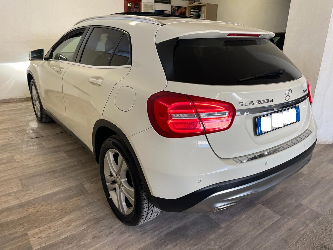 Mercedes-benz GLA 200 d Automatic 4Matic Premium Tetto Pelle