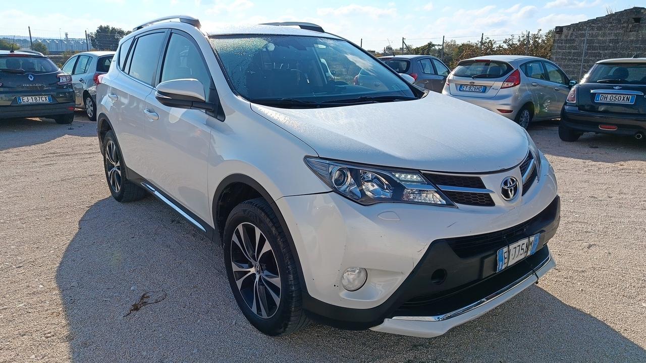 Toyota RAV 4 RAV4 2.0 D-4D 4WD Style White Ed.