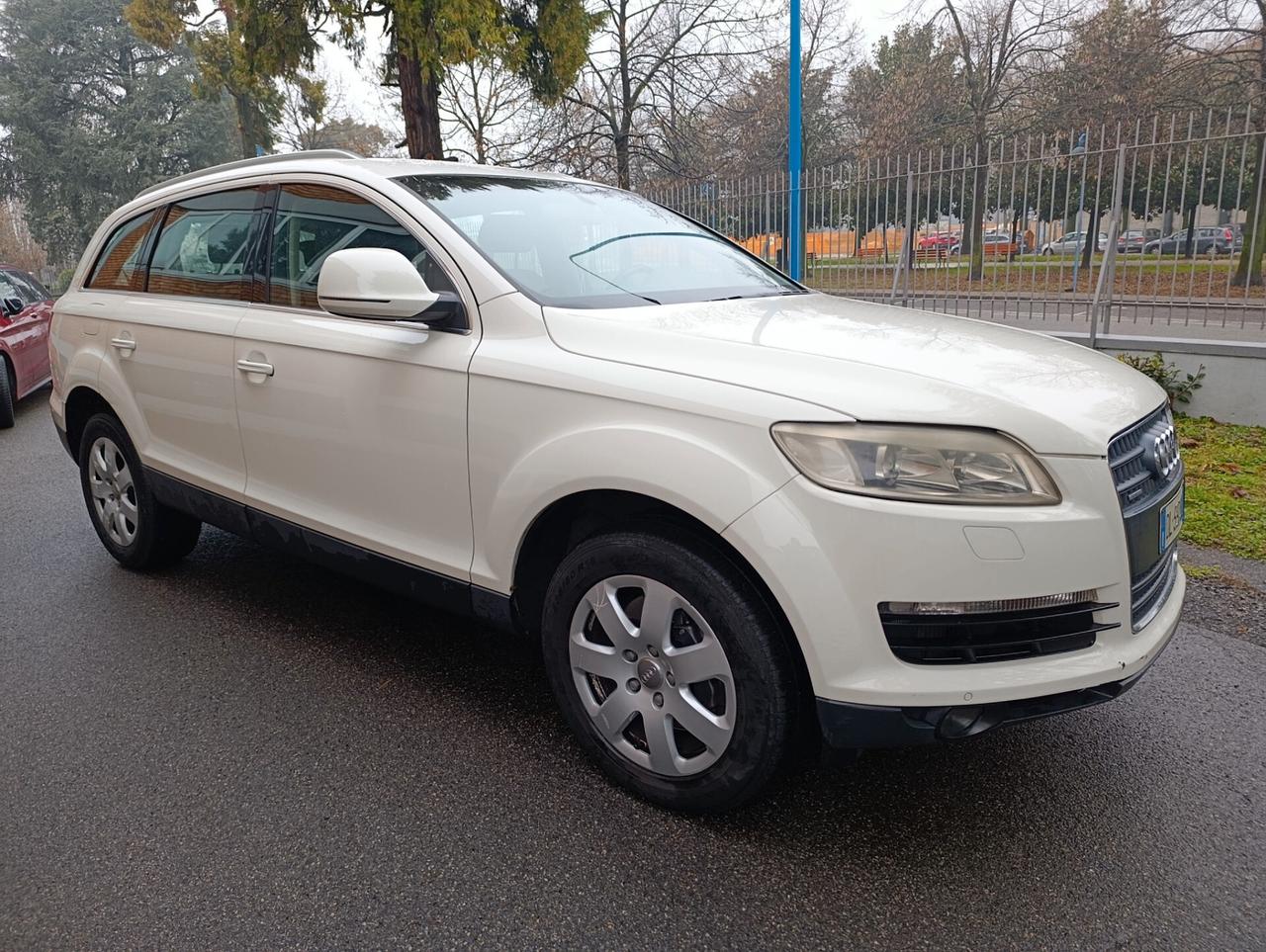 Audi Q7 4.2 V8 TDI quattro Tiptronic