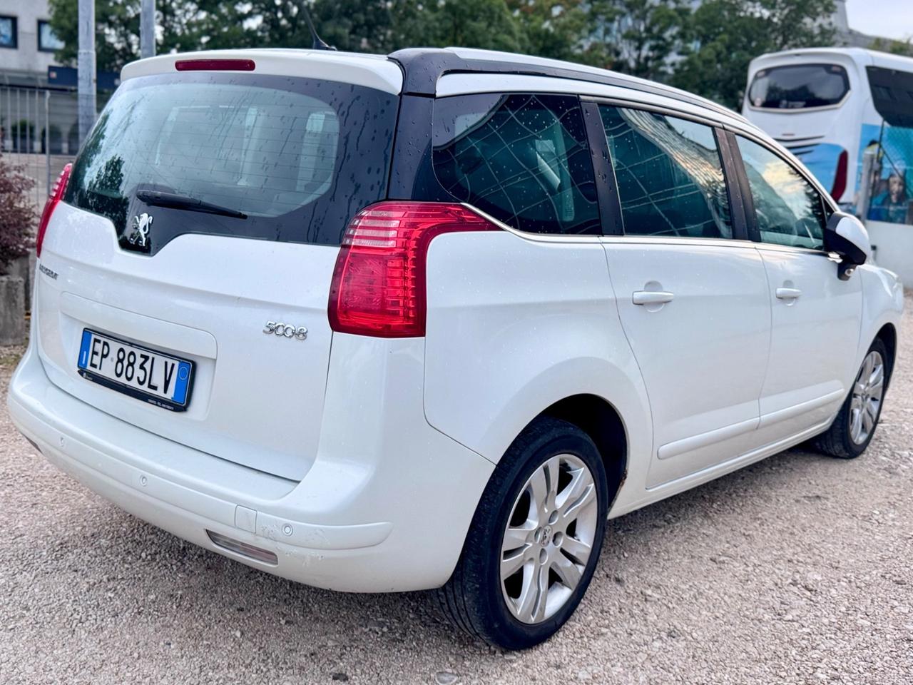 Peugeot 5008 1.6 Diesel 115CV Allure 7 posti - 2013