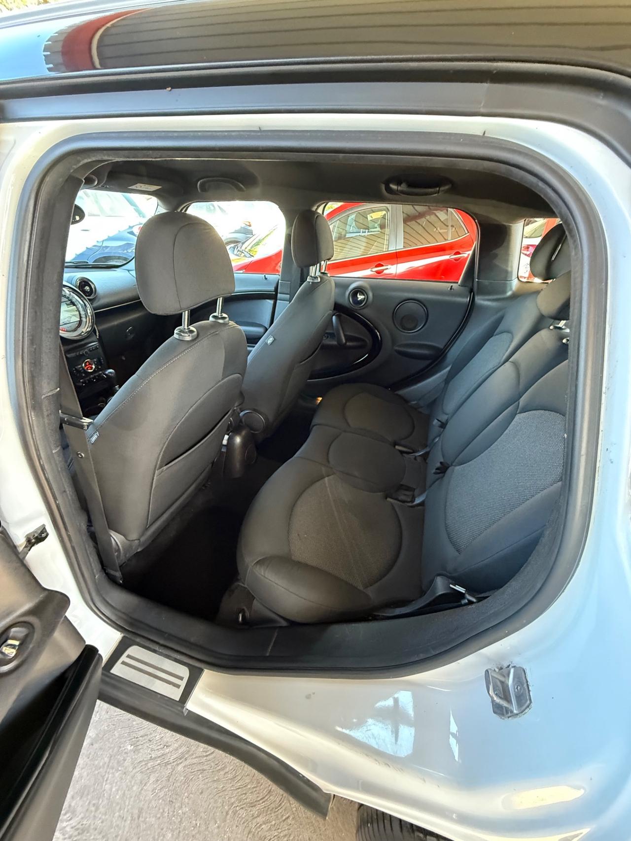 Mini 2.0 Cooper D -Automatica-tetto-E6