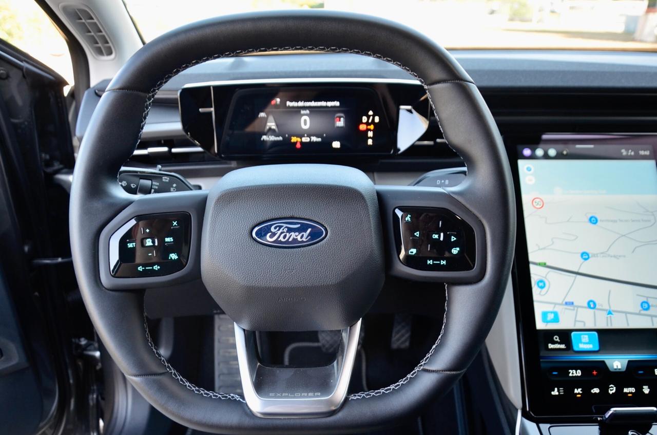 FORD EXPLORER EV 79kWh EXTENDED RANGE RWD 204cv, UNICOPROPRIETARIO, PARI AL NUOVO, GARANZIA FORD 2/27, UFF ITALIANA, MAGNETIC GREY, PERMUTE