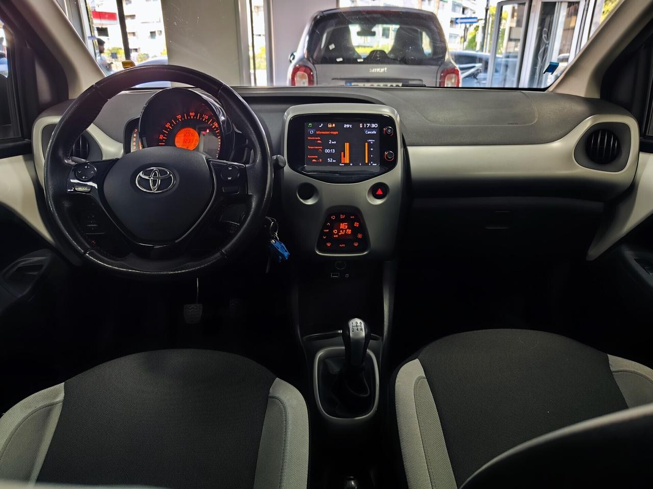 Toyota Aygo 1.0 VVT-i 69 CV 5 porte x-wave