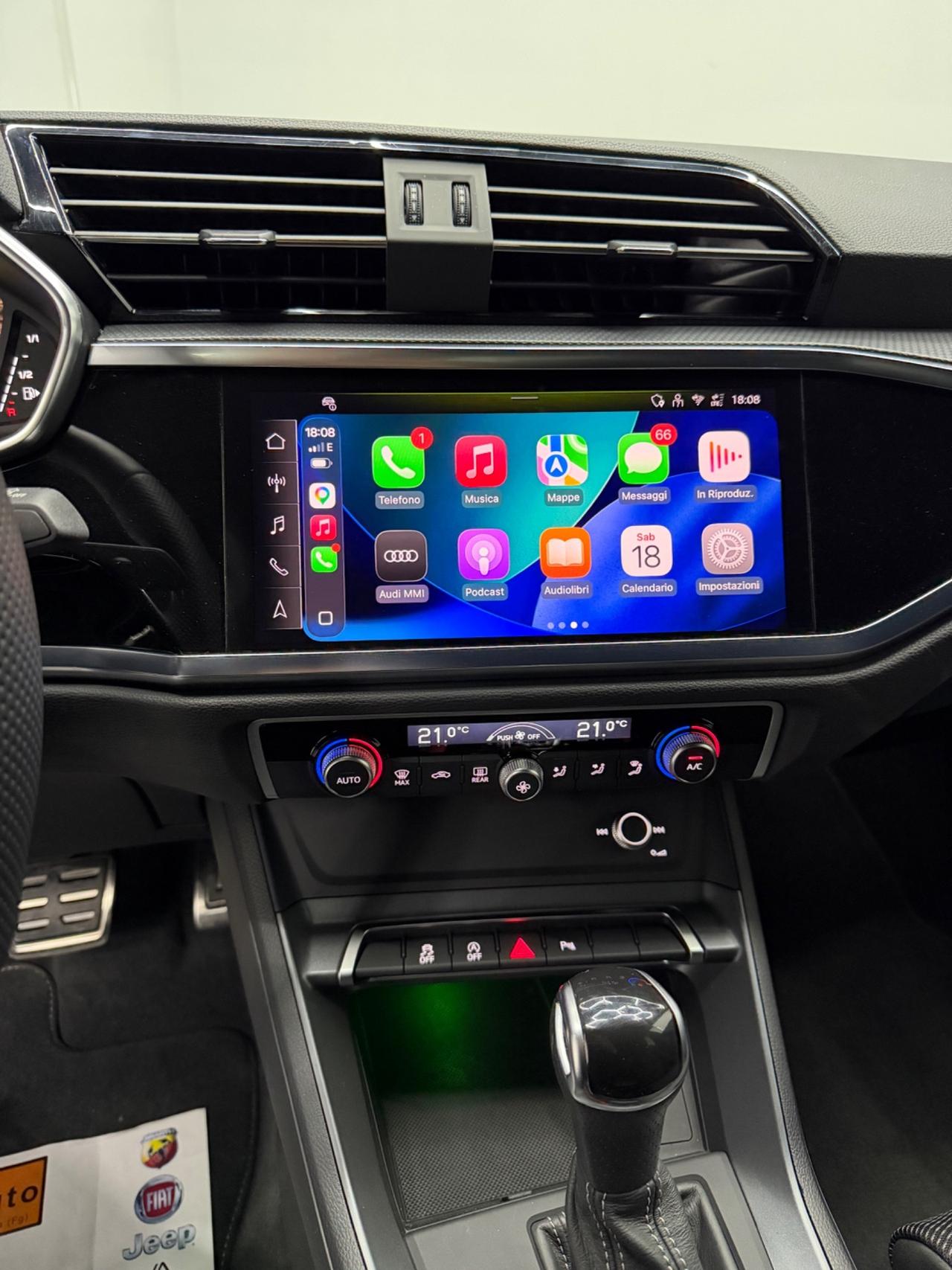 Audi Q3 35 TDI S tronic line edition 2120 km black