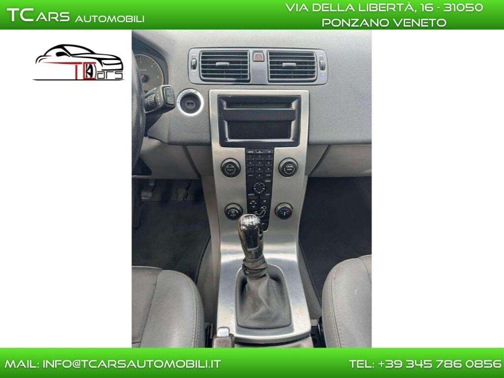 VOLVO V50 - PASSAGGIO DI PROPRIETÀ INCLUSO
