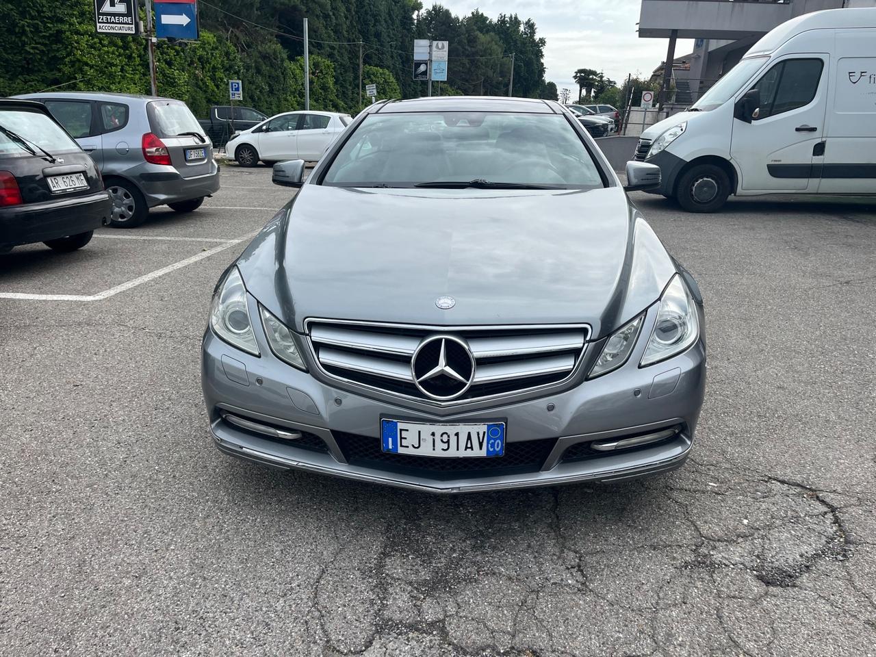 E220CDI Coupe/170CV/Euro5B con FAP/cambio automatico/unico proprietario