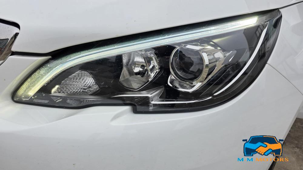 Peugeot 308 5 Porte 308 5p 1.5 bluehdi Gt Line s&s 130cv