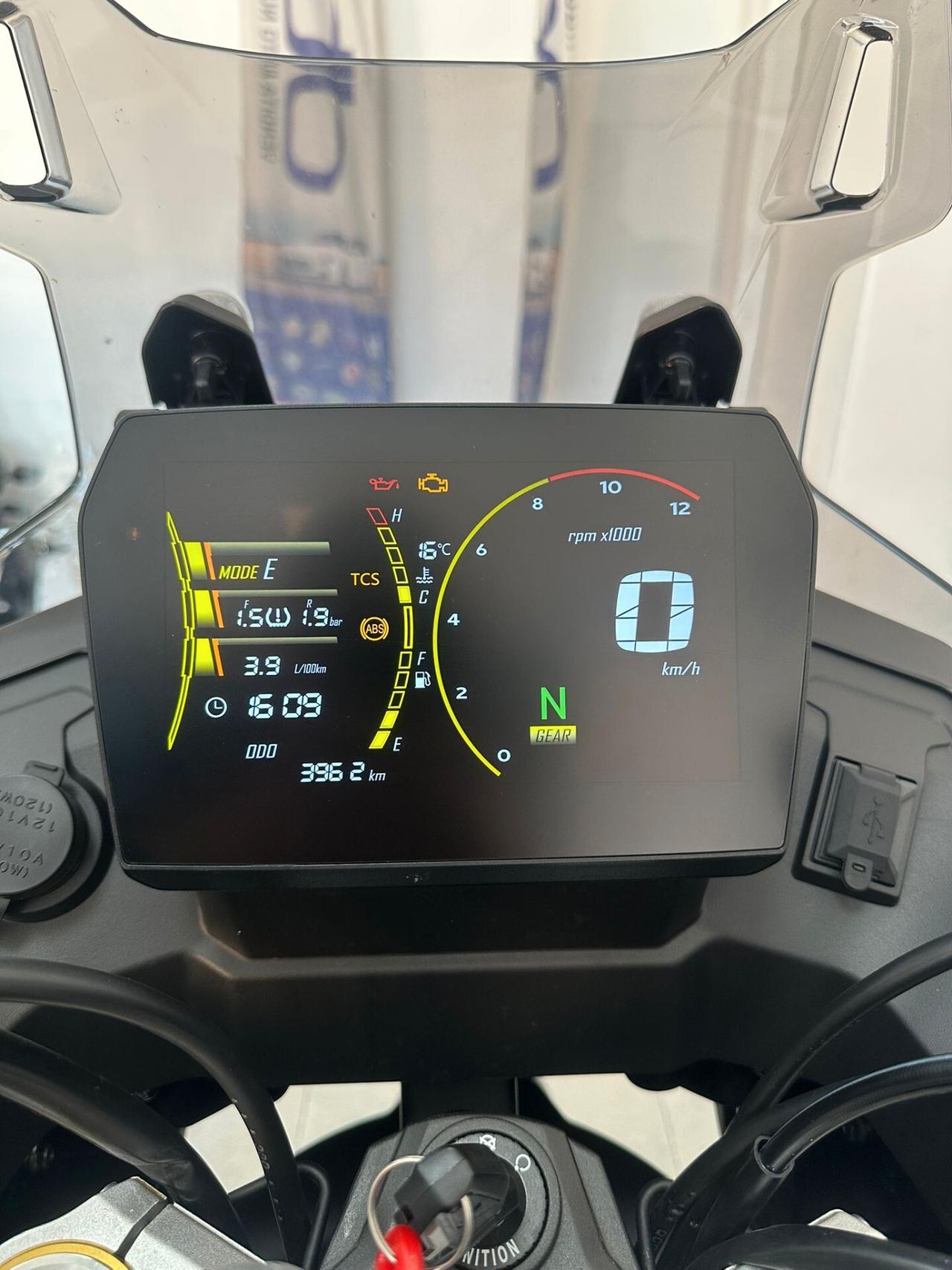 Voge Valico 525 Black Night