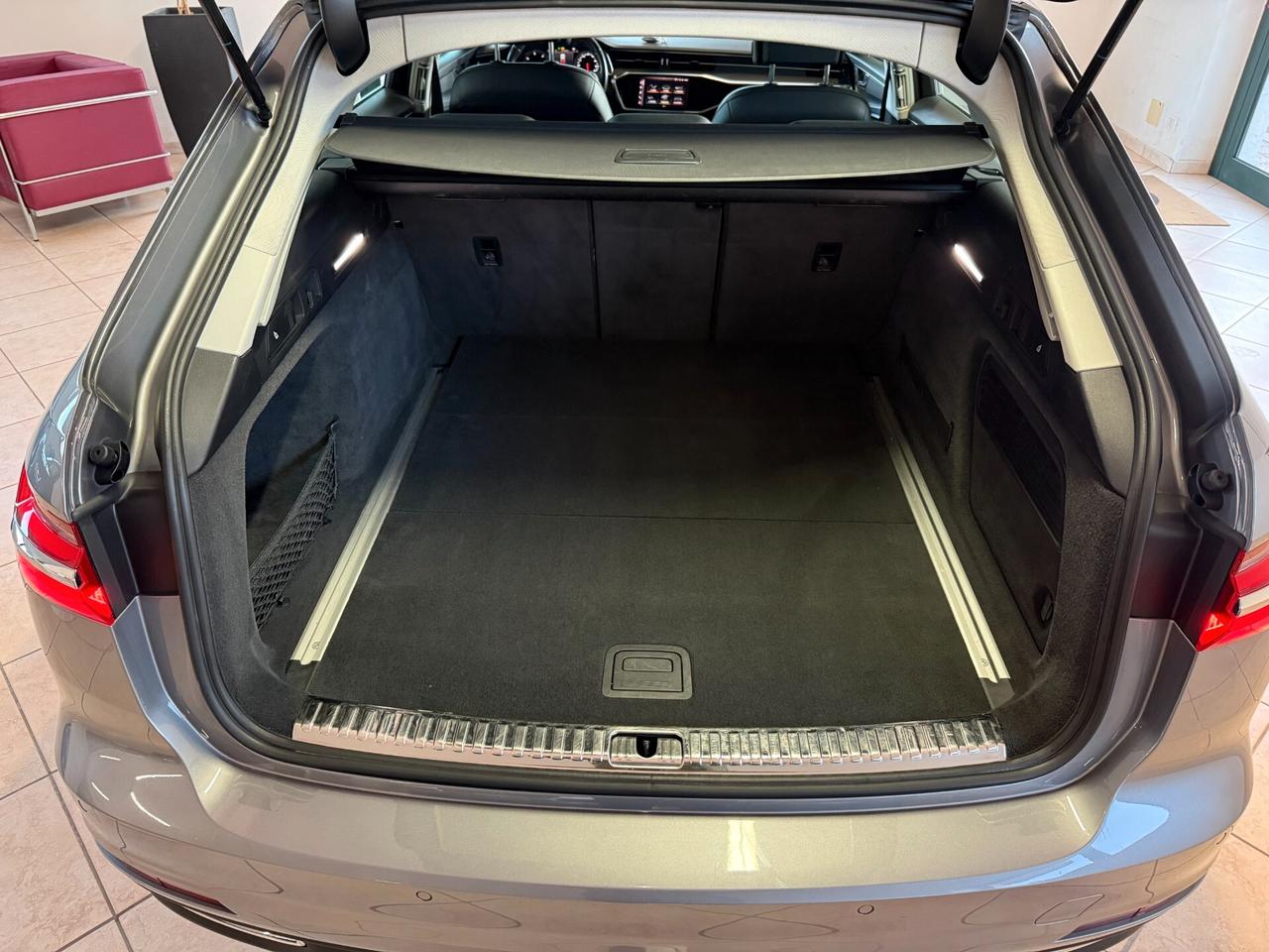 Audi A6 Avant 40 2.0 TDI S tronic Business Design