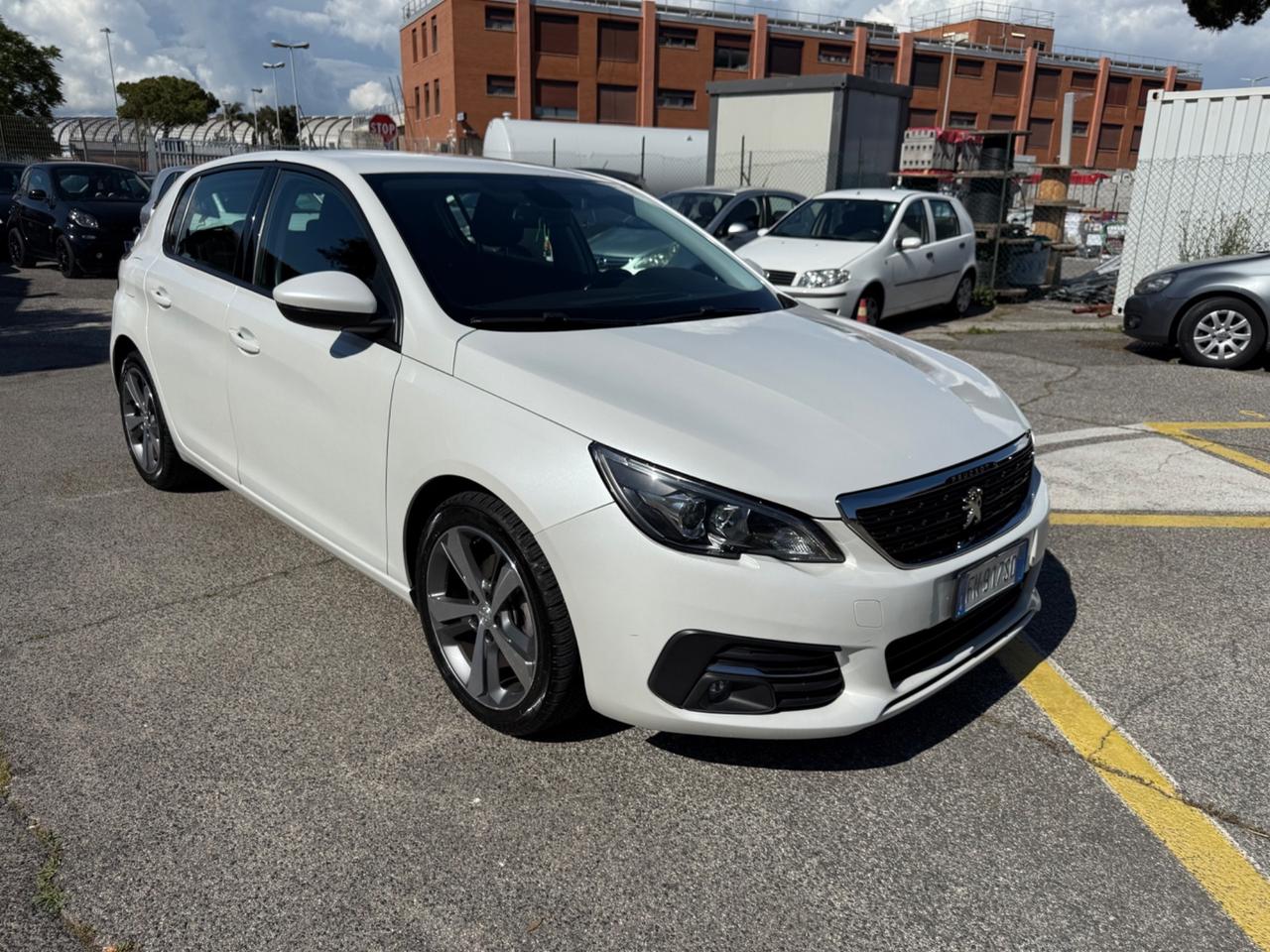 Peugeot 308 BlueHDi 130 S&S Active
