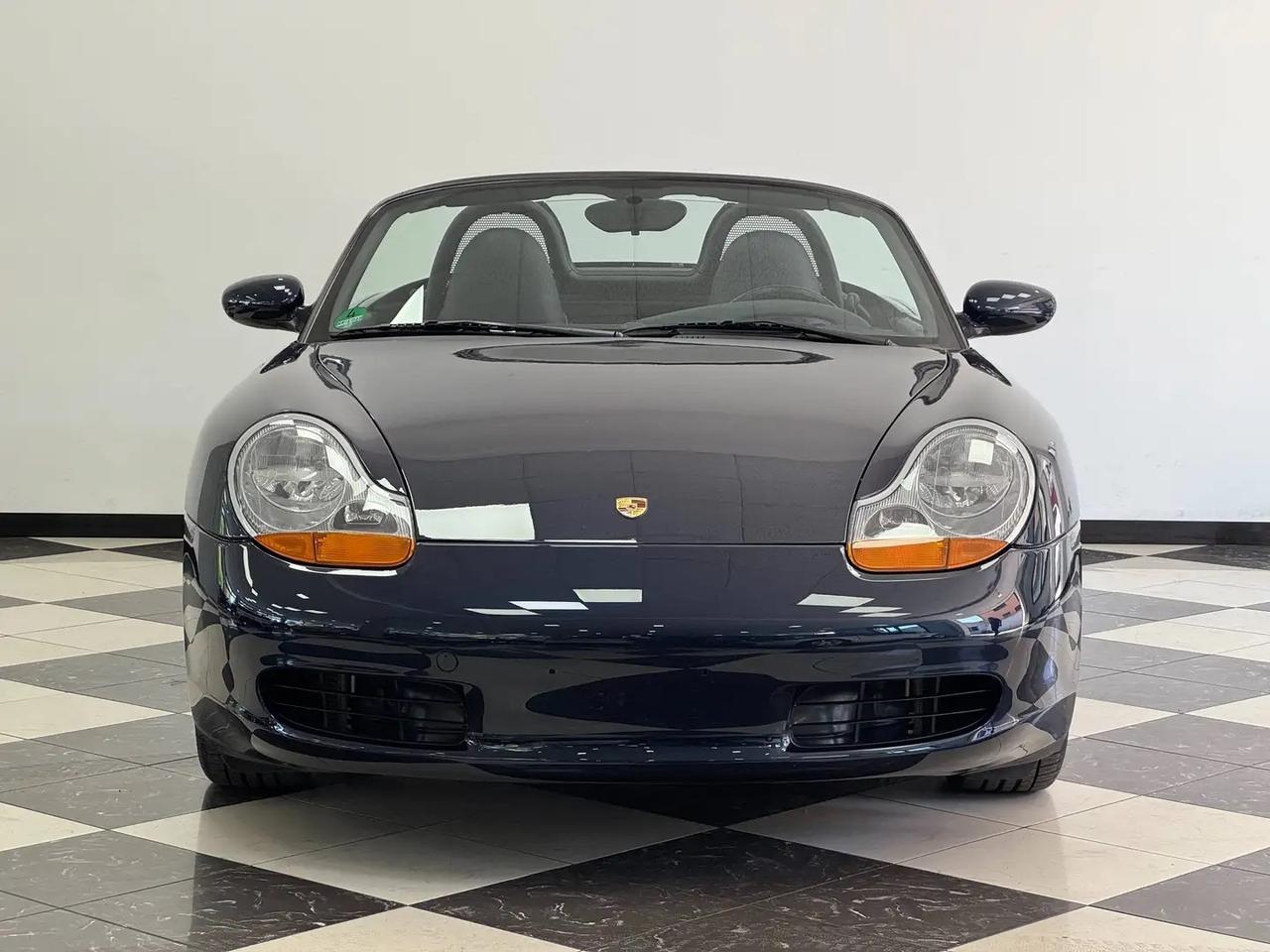 Porsche Boxster 2.5i 24V cat