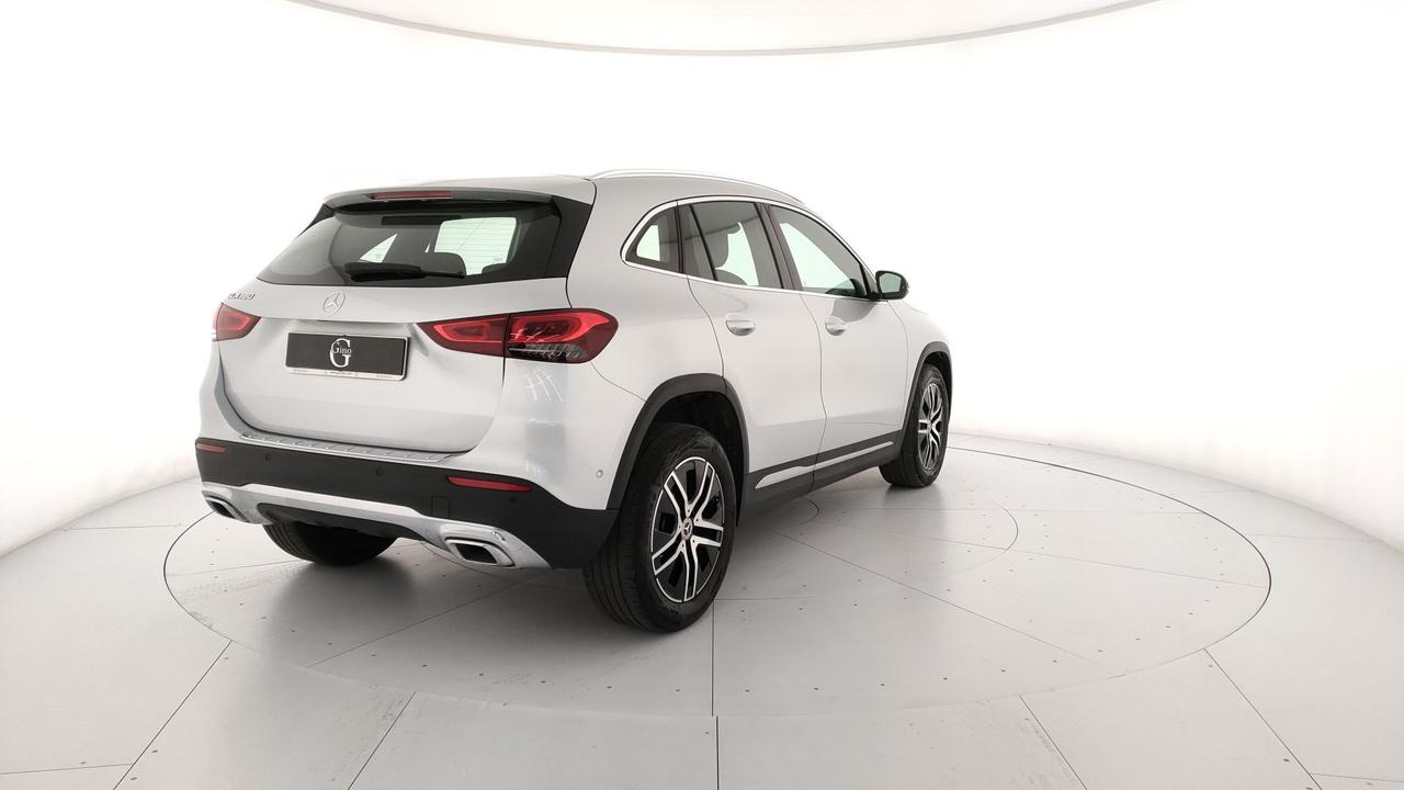 Mercedes-Benz GLA 180 Sport Plus auto