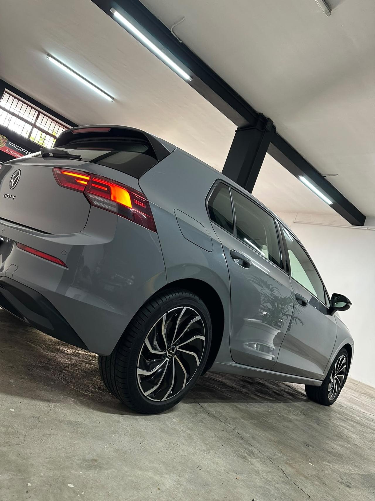 Volkswagen Golf 2.0 TDI 150 CV DSG SCR Life