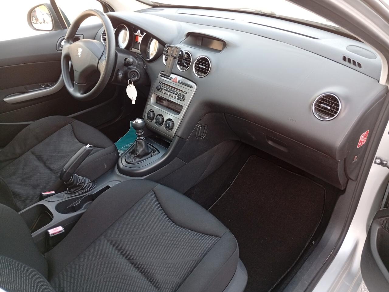 Peugeot 308 1.6 HDi 110CV SW Ciel Premium