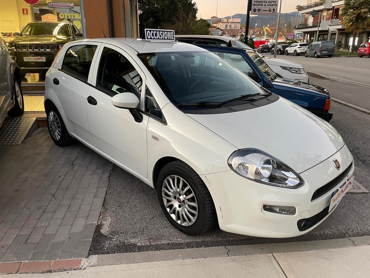 Fiat Punto 1.3 MJT II S&S 95 CV 5 porte Street