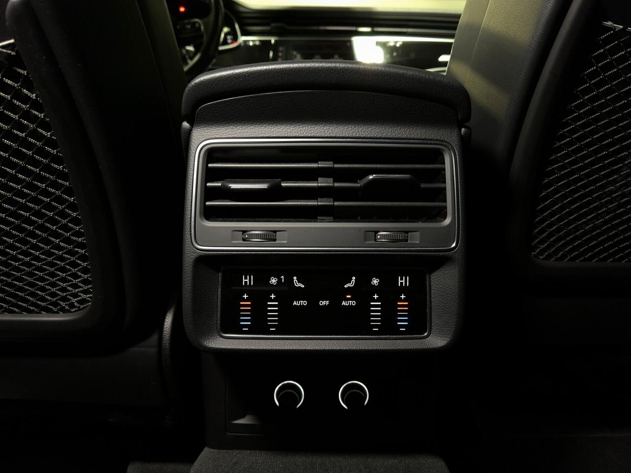 Audi Q8 50 TDI 50 3.0 tdi mhev S-LINE quattro tiptronic