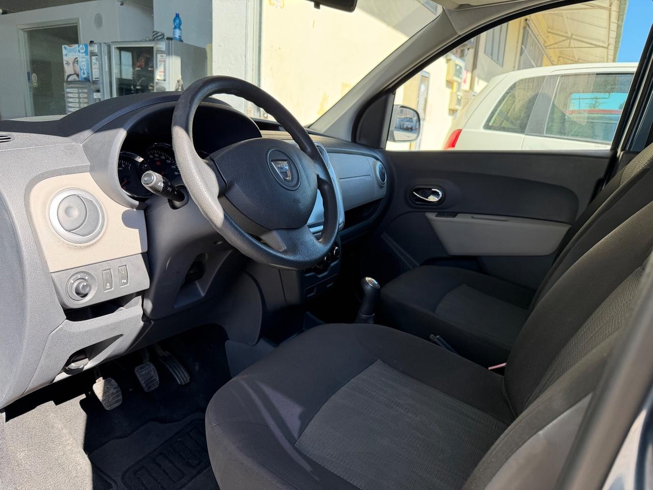 Dacia Dokker 1.5 dCi 90CV Lauréate 2014 Neopatentato