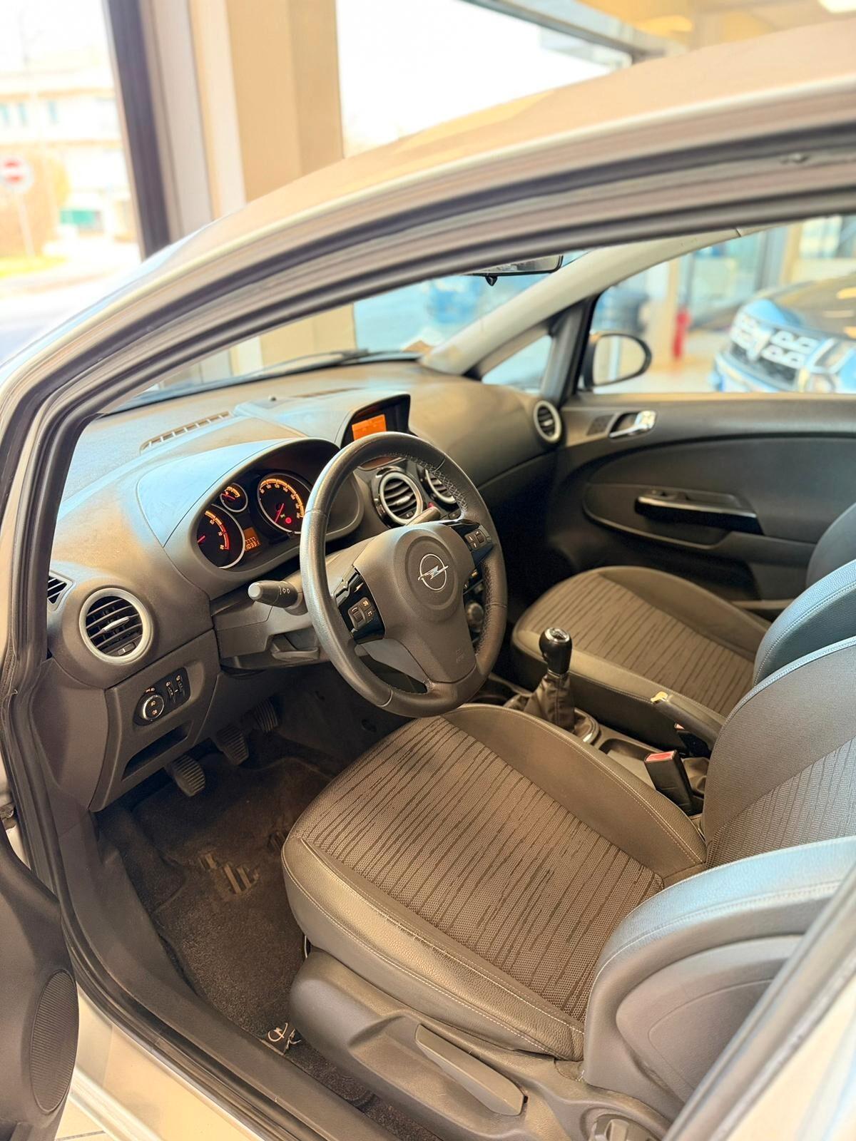 Opel Corsa 1.2 85CV 5 porte GPL-TECH Ecotec