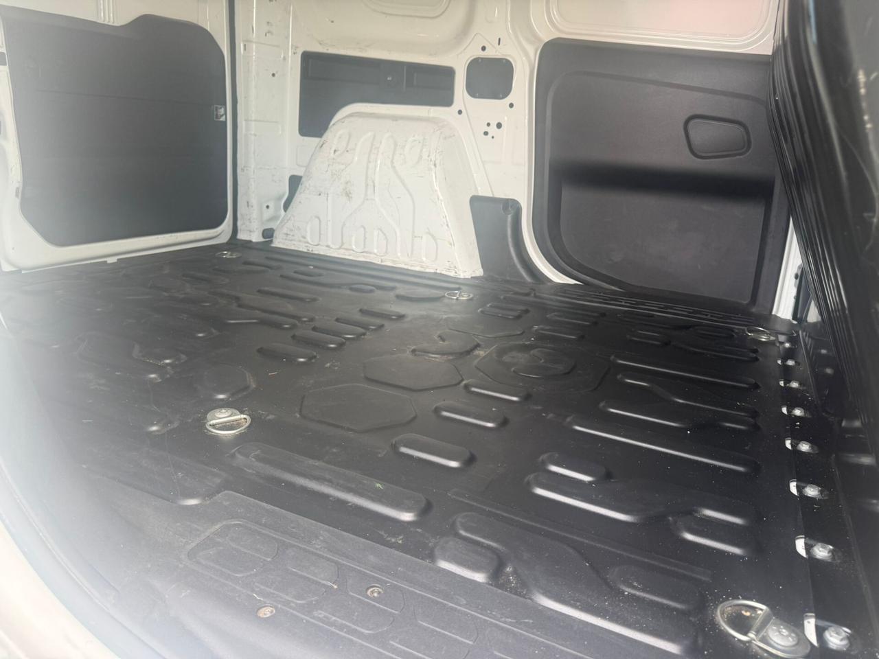 FIAT DOBLÒ CARGO / 2022/ 4P / VETT. FURGONATA LOUNGE 1.6 MJET 105CV E6D-F SeS
