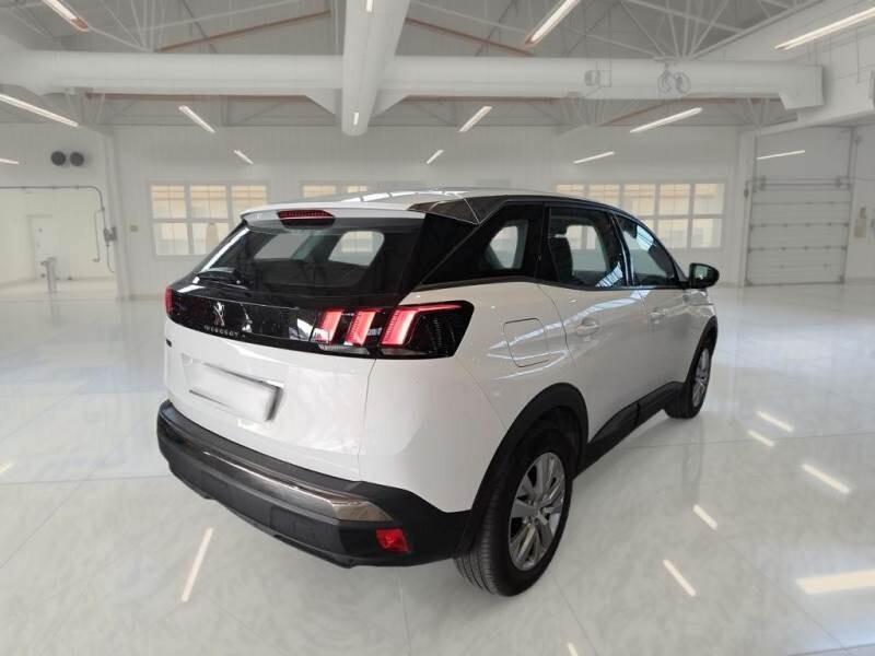 Peugeot 3008 BlueHDi 130 EAT8 Business