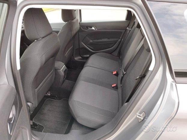 Peugeot 308 SW - 1.6 HDI - Neopatentati
