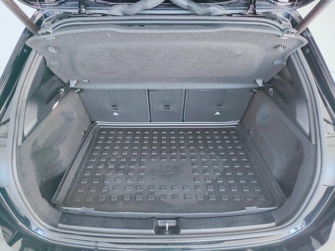 Mercedes-Benz Classe B - W247 2023 - B 180 d AMG Line Advanced Plus auto