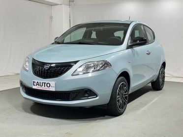 Lancia Ypsilon 1.0 FireFly 5 porte S&S Hybrid Oro 5 posti