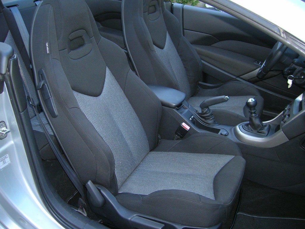 Peugeot 308 1.6 HDi 112CV CC Féline