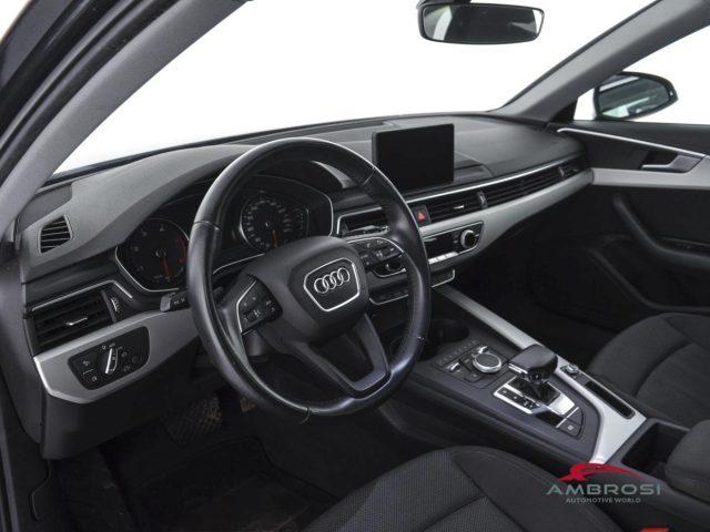 AUDI A4 2.0 TDI 150 CV S tronic Business